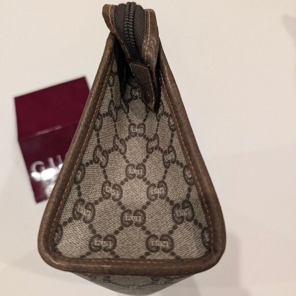 Gucci Supreme clutch - Picture 2 of 6